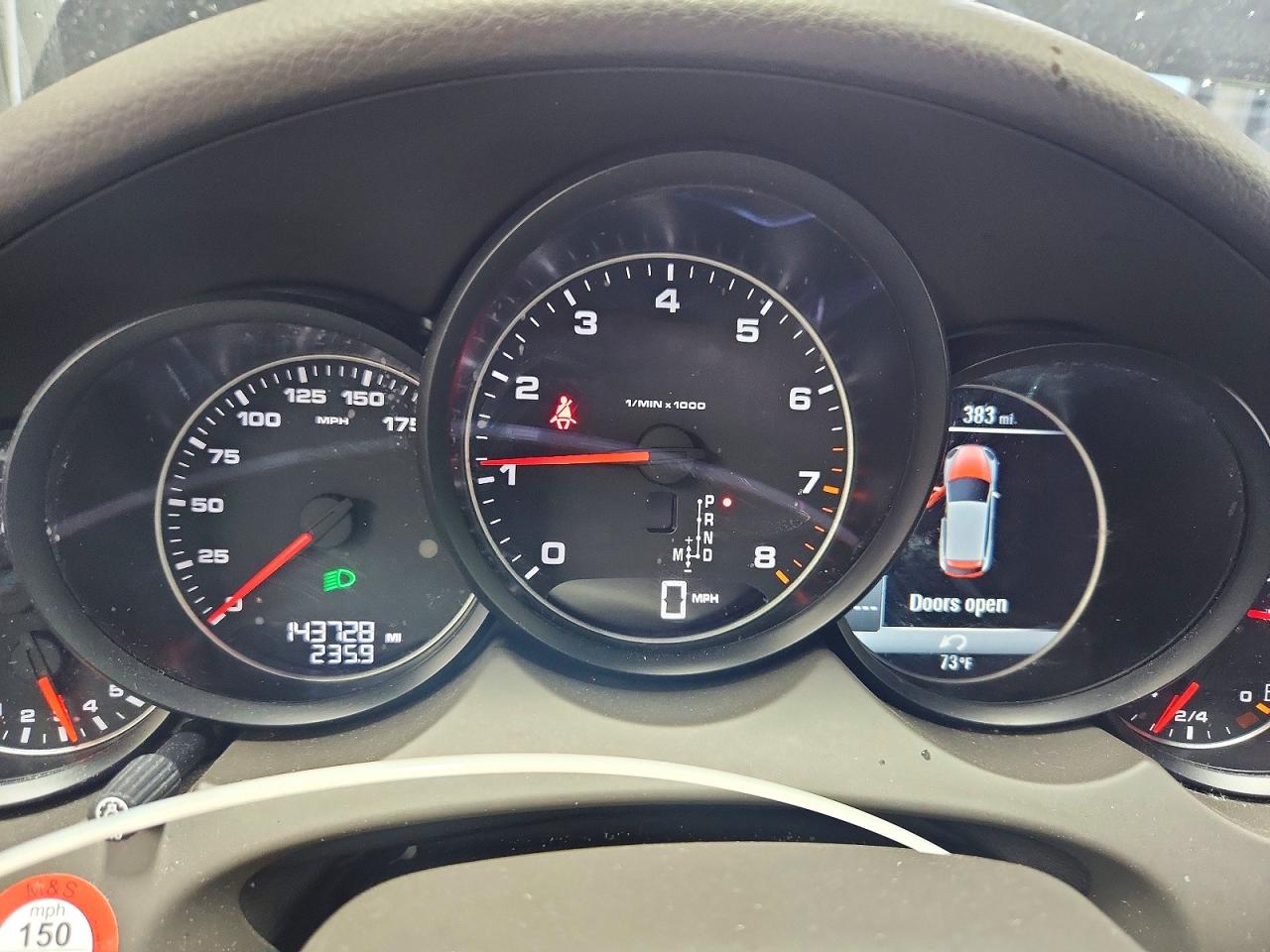 2017 PORSCHE CAYENNE