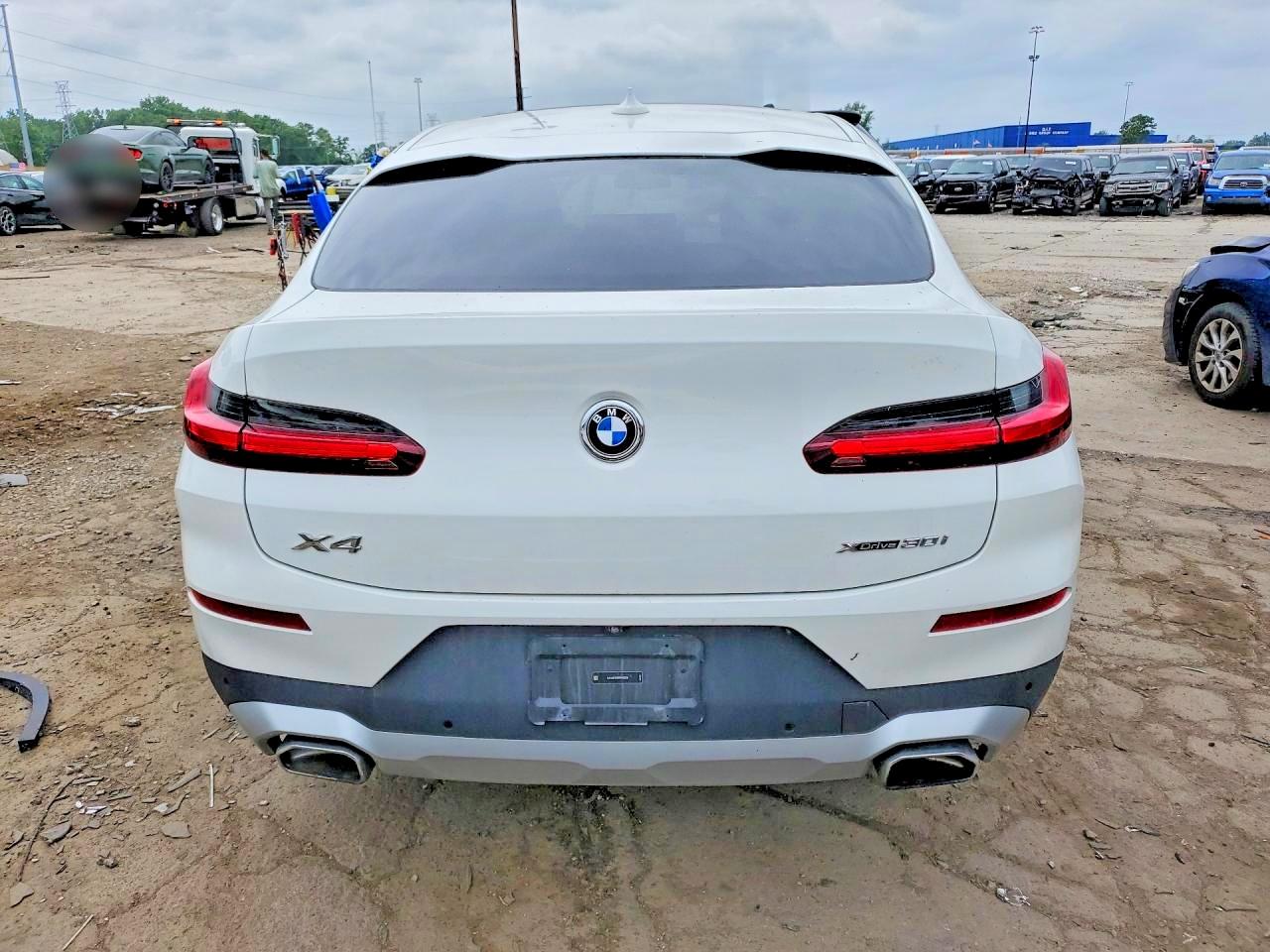 2024 BMW X4 xDrive30i
