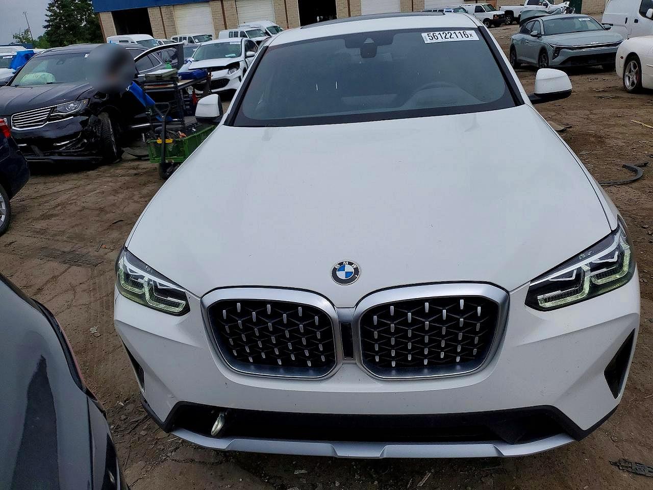 2024 BMW X4 xDrive30i