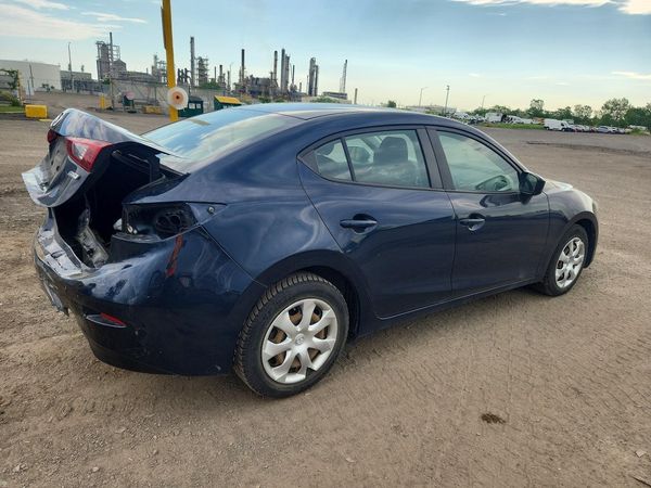 2016 MAZDA 3 Sport/GX