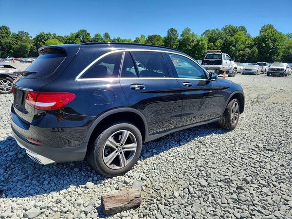 2019 MERCEDES-BENZ GLC GLC300
