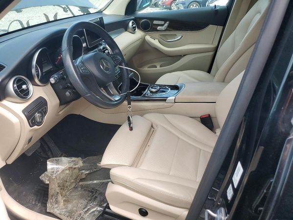 2019 MERCEDES-BENZ GLC GLC300