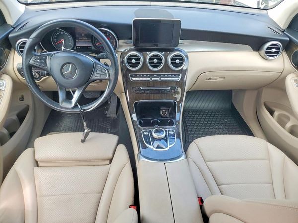 2019 MERCEDES-BENZ GLC GLC300