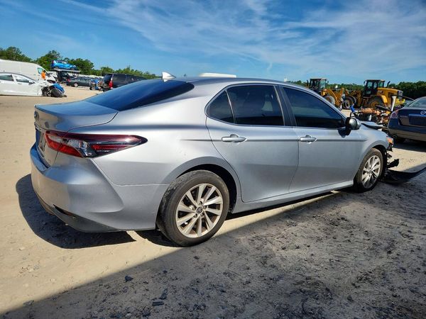 2022 TOYOTA CAMRY