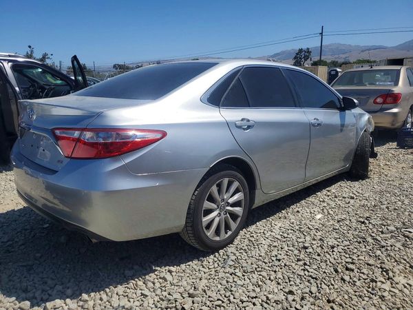 2016 TOYOTA CAMRY
