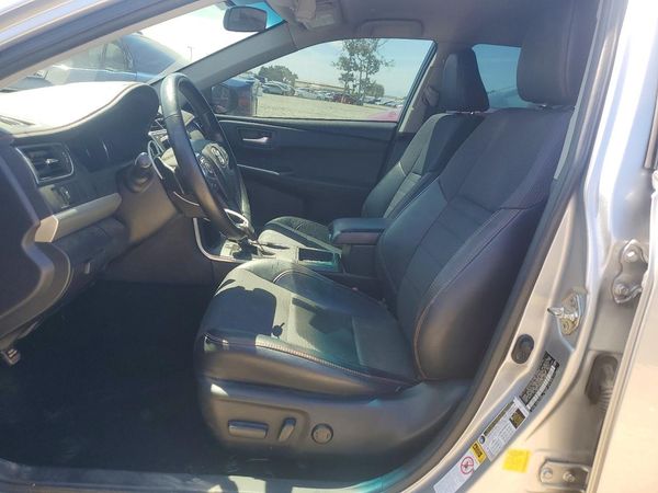 2016 TOYOTA CAMRY