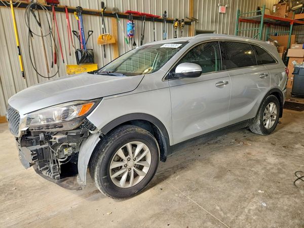 2018 KIA SORENTO L, LX