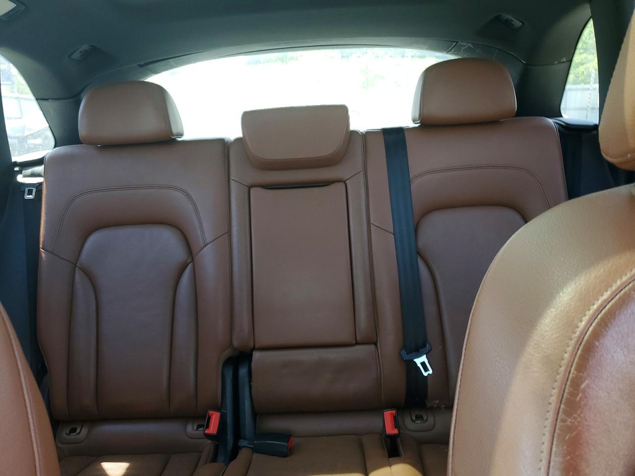 2012 AUDI Q5 Premium Plus