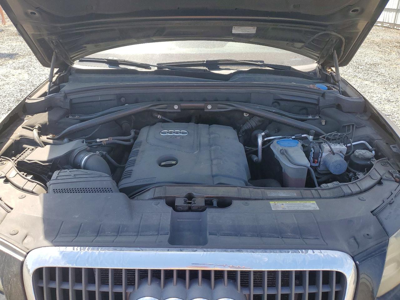 2012 AUDI Q5 Premium Plus