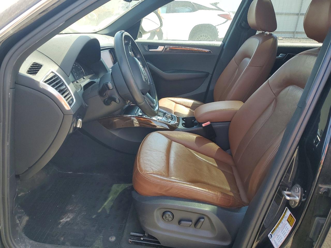 2012 AUDI Q5 Premium Plus