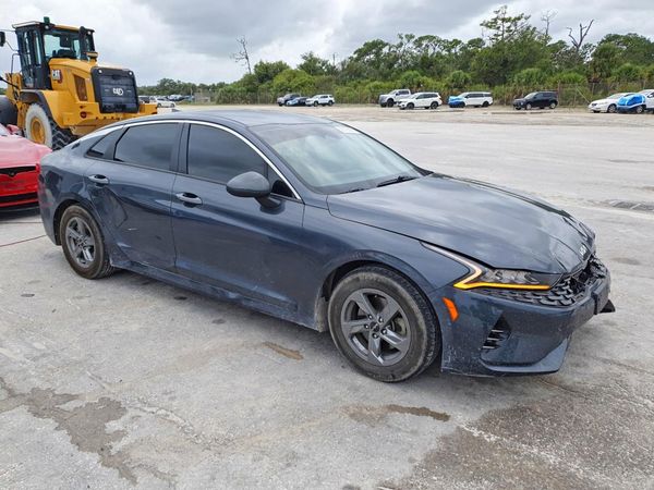 2022 KIA K5 LXS