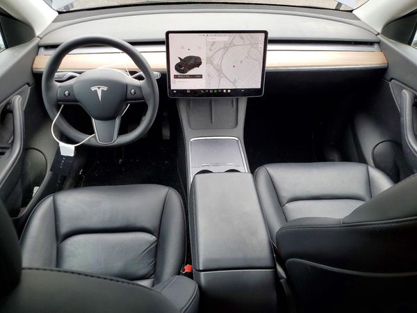 2021 TESLA MODEL Y