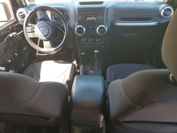 2015 JEEP WRANGLER UNLIMITED SAHARA 4X4