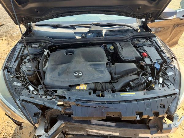 2017 INFINITI QX30
