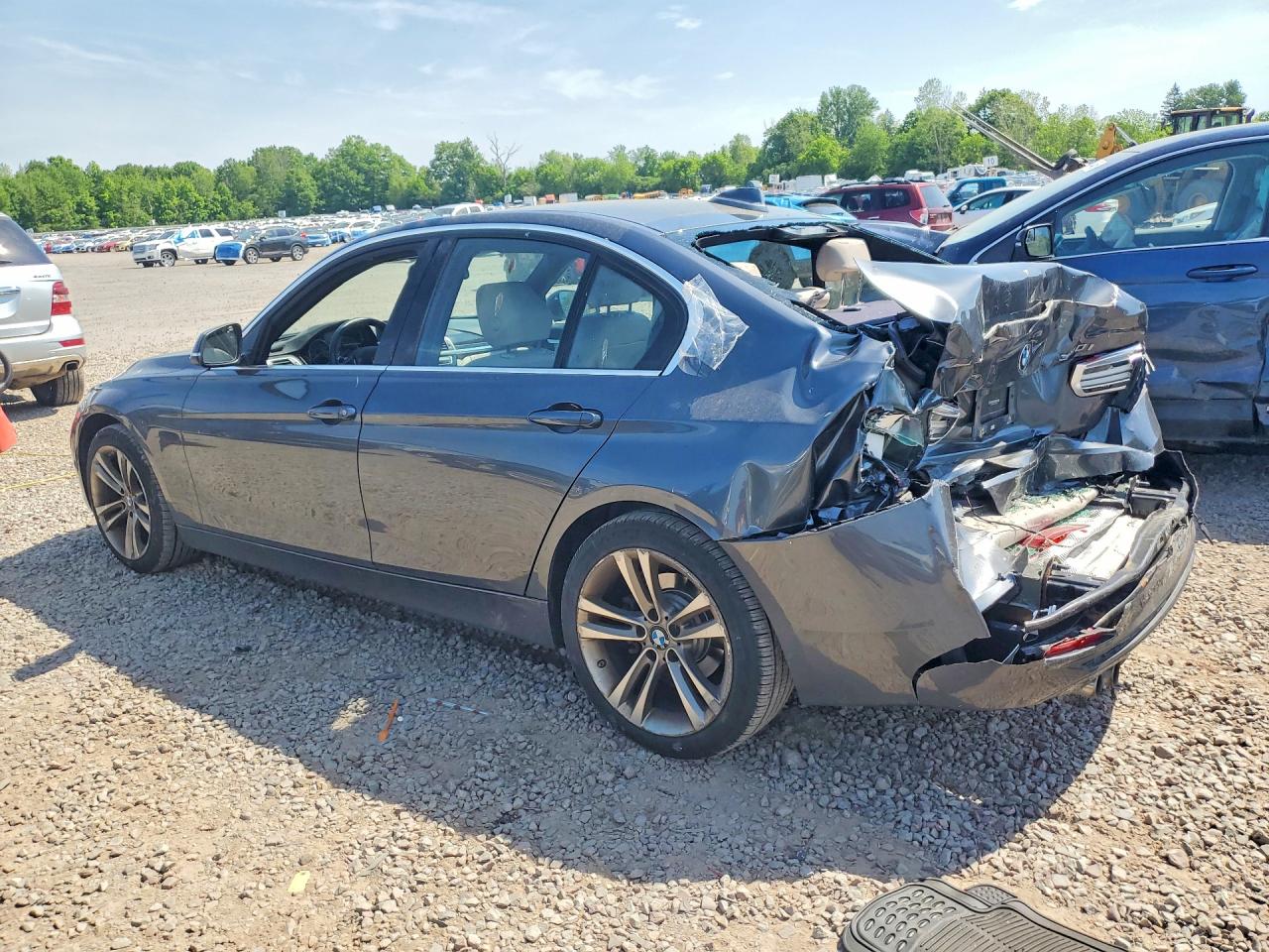 2018 BMW 330 xDrive