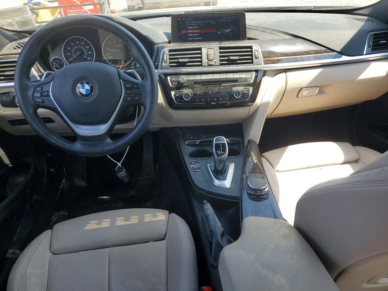 2018 BMW 330 xDrive