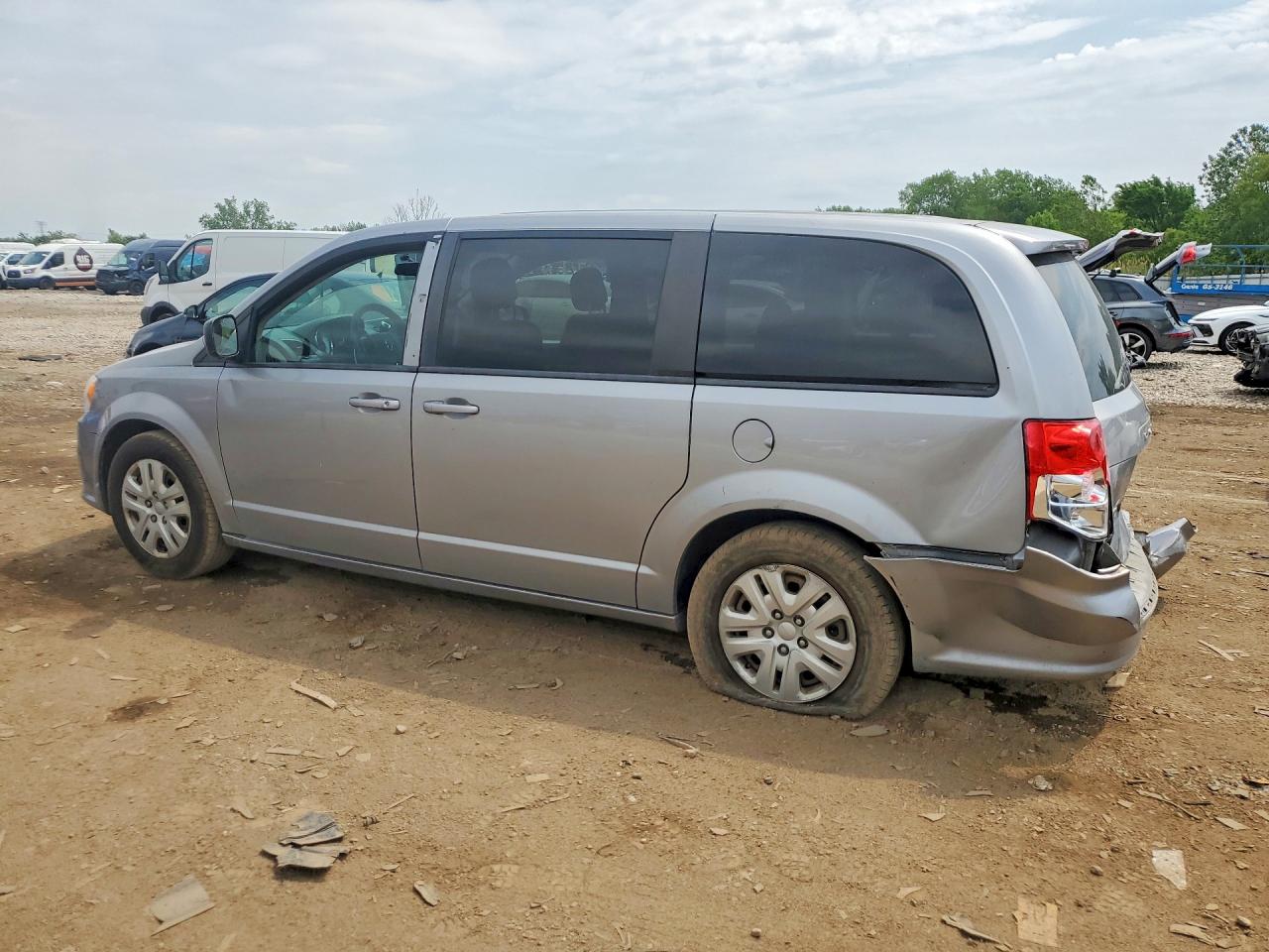 2018 DODGE GRAND CARAVAN SE