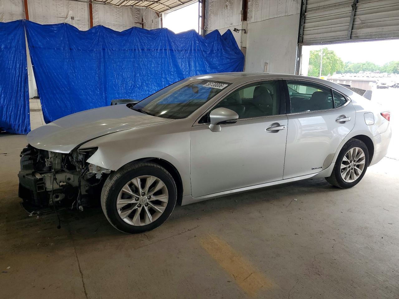 2013 LEXUS ES 300h