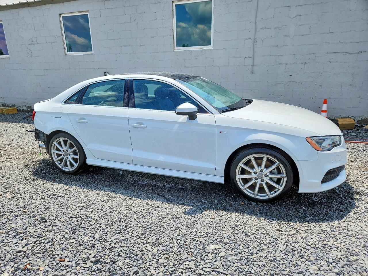 2015 AUDI A3 S Line quattro Prestige