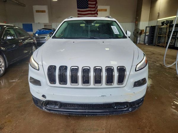 2016 JEEP CHEROKEE LATITUDE 4X4
