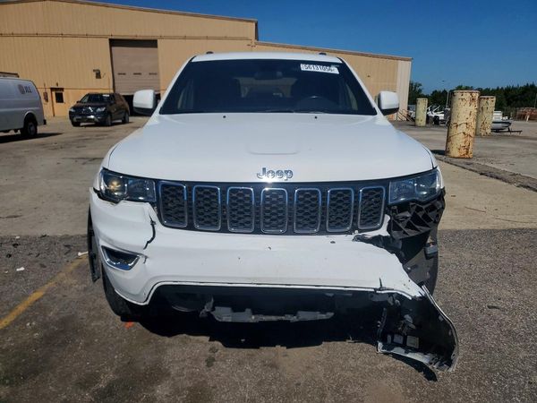 2021 JEEP GRAND CHEROKEE Laredo