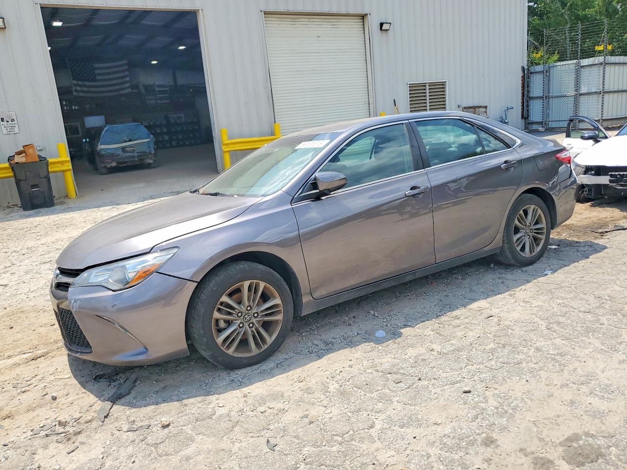 2017 TOYOTA CAMRY