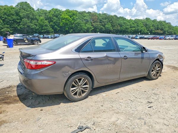 2017 TOYOTA CAMRY