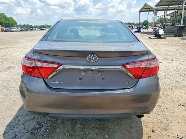 2017 TOYOTA CAMRY