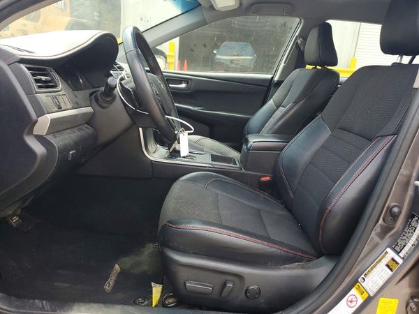 2017 TOYOTA CAMRY