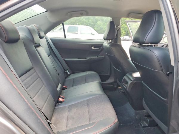 2017 TOYOTA CAMRY