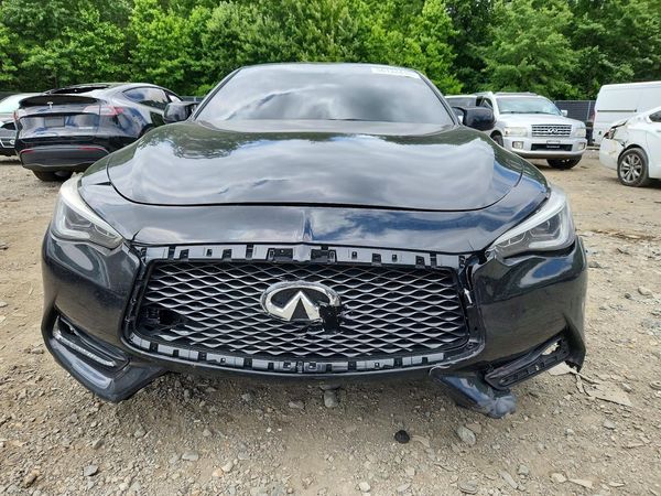 2017 INFINITI Q60