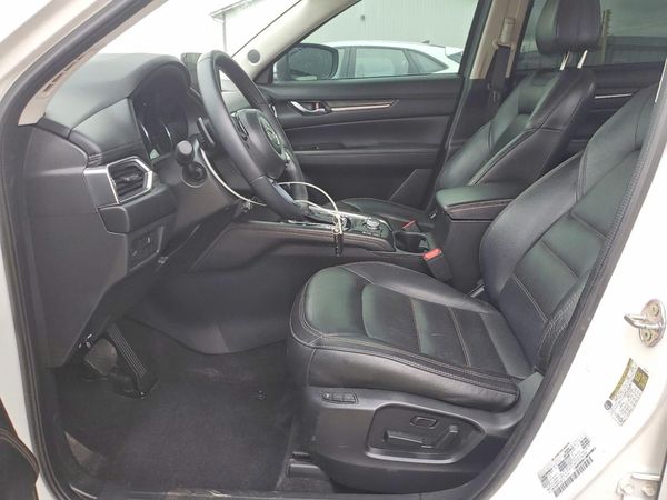2023 MAZDA CX-5 Premium Package