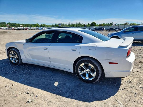 2013 DODGE CHARGER SE
