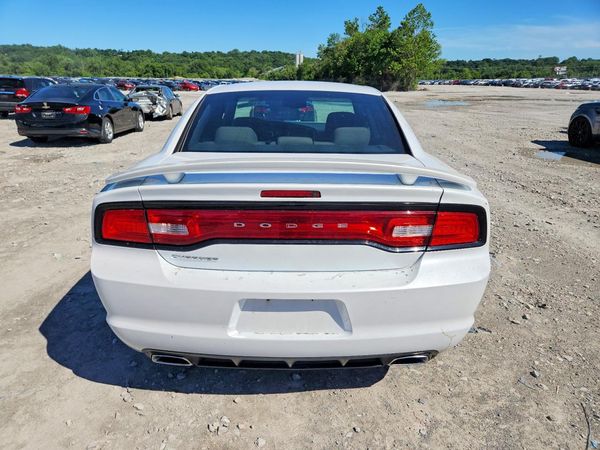 2013 DODGE CHARGER SE