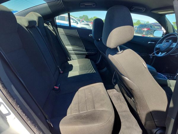 2013 DODGE CHARGER SE