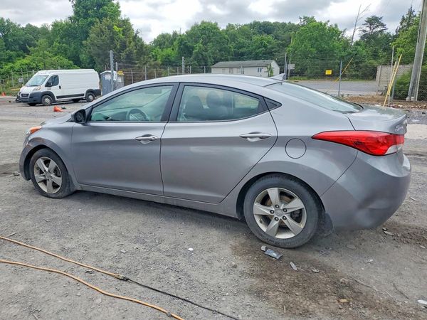 2012 HYUNDAI ELANTRA