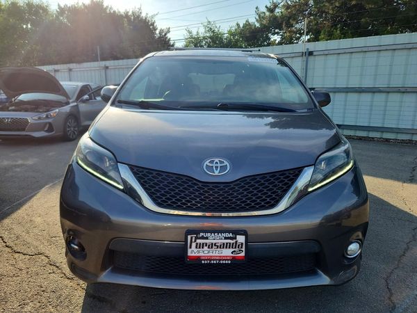 2015 TOYOTA SIENNA