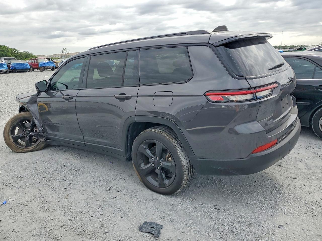 2025 JEEP GRAND CHEROKEE Laredo, Altitude