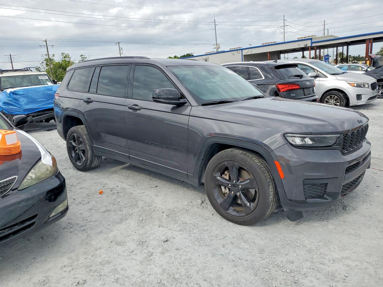 2025 JEEP GRAND CHEROKEE Laredo, Altitude