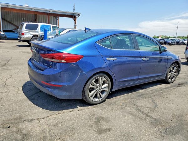 2017 HYUNDAI ELANTRA