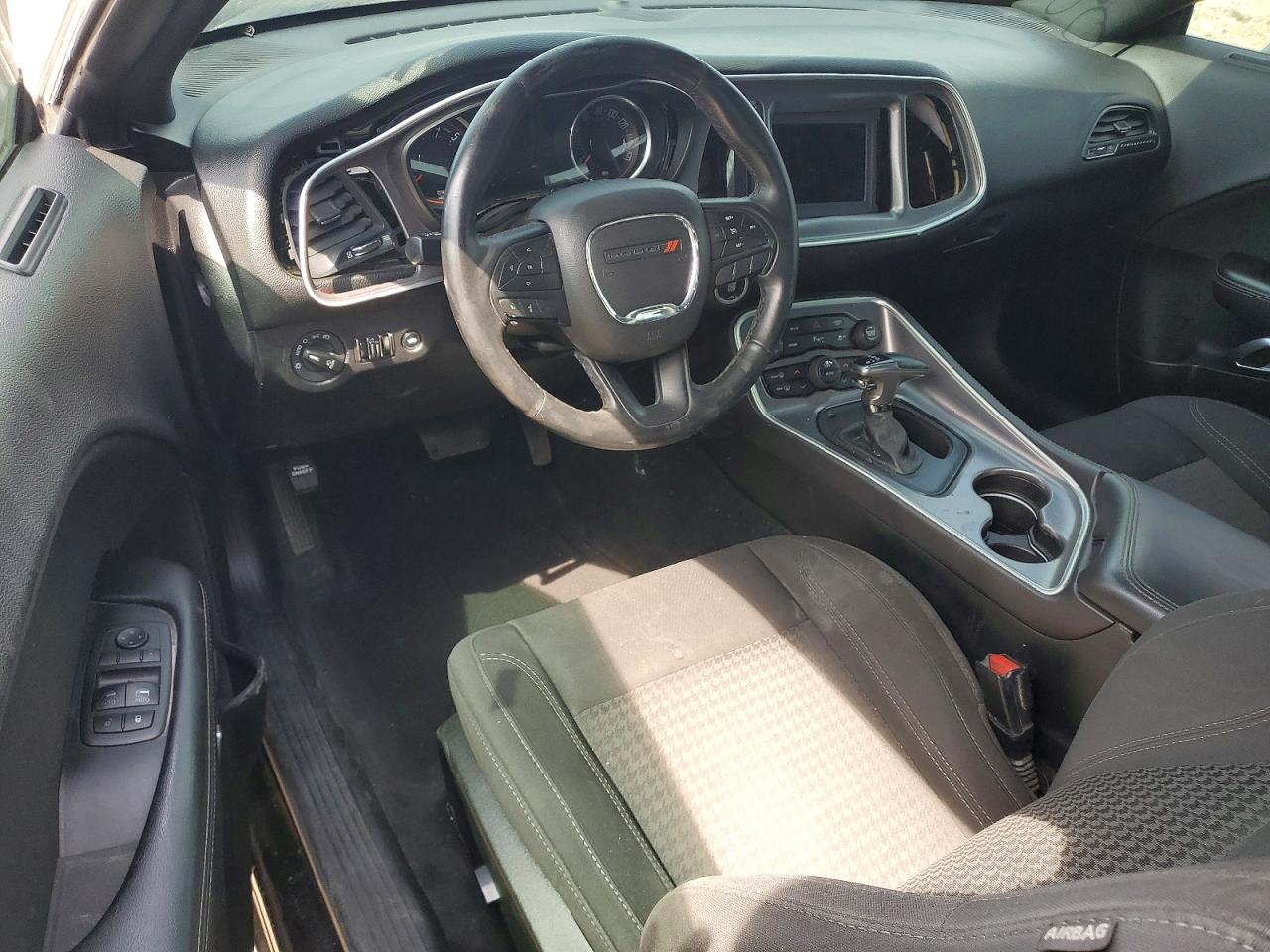 2019 DODGE CHALLENGER SXT