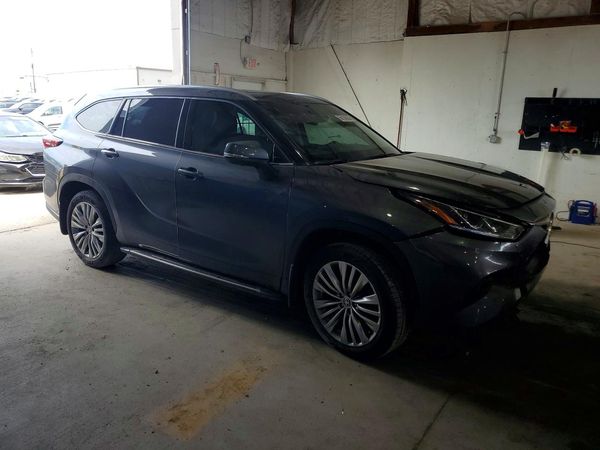 2024 TOYOTA HIGHLANDER