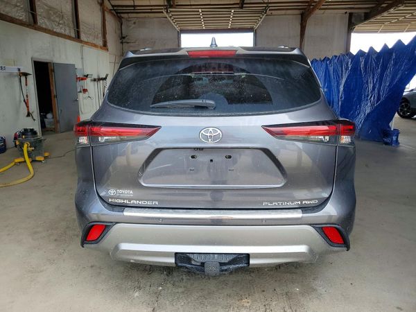 2024 TOYOTA HIGHLANDER
