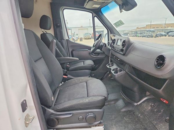 2023 MERCEDES-BENZ SPRINTER