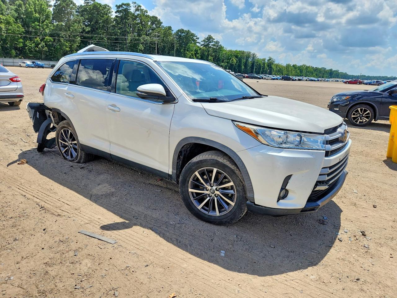 2019 TOYOTA HIGHLANDER SE/XLE