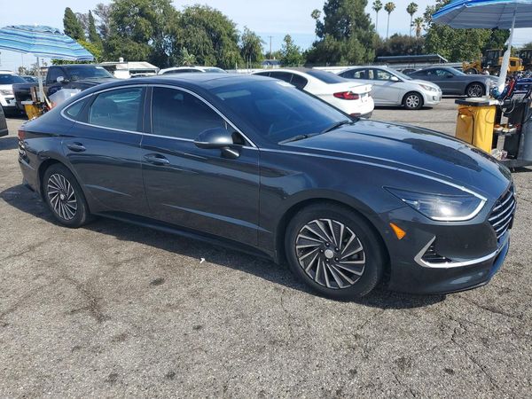 2023 HYUNDAI SONATA Limited