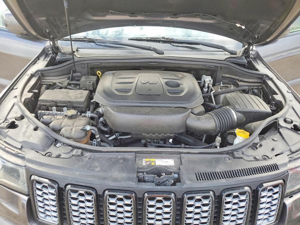 2020 JEEP GRAND CHEROKEE Laredo