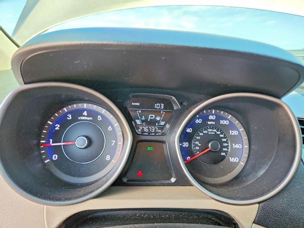 2016 HYUNDAI ELANTRA