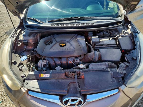 2016 HYUNDAI ELANTRA