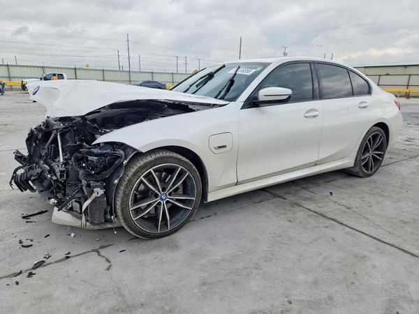 2022 BMW 330E